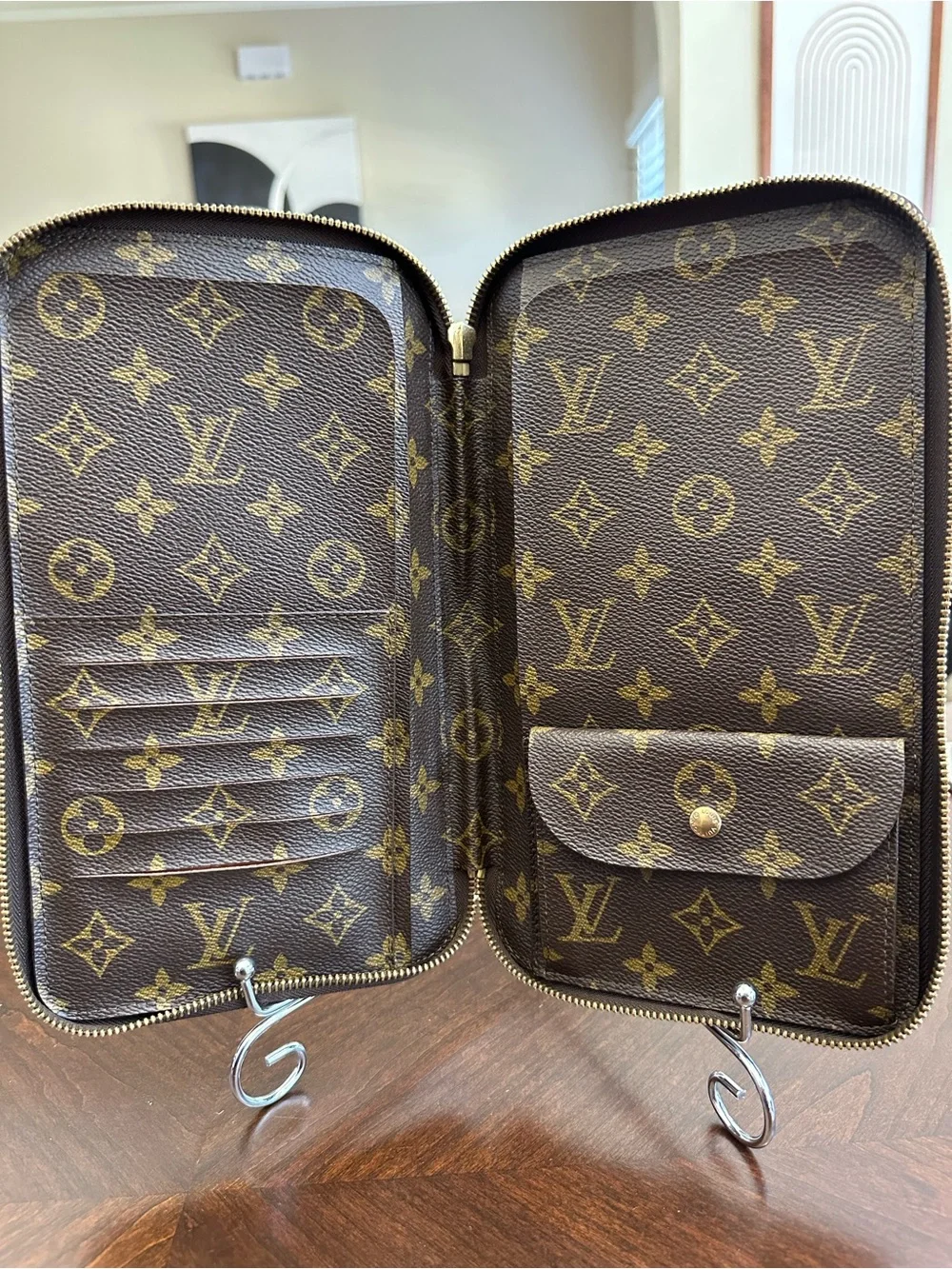 Louis Vuitton de Voyage Organizer